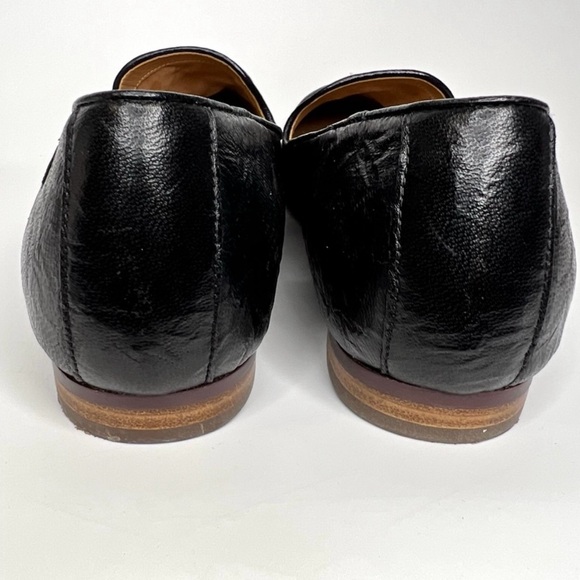 Vionic Willa II - Black Leather Slip-On Design Flats - Picture 13 of 14